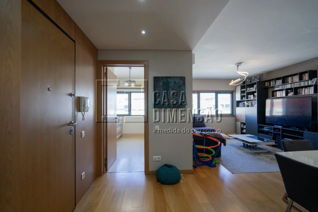 Apartamento T2 para Venda em Venteira Foto 20