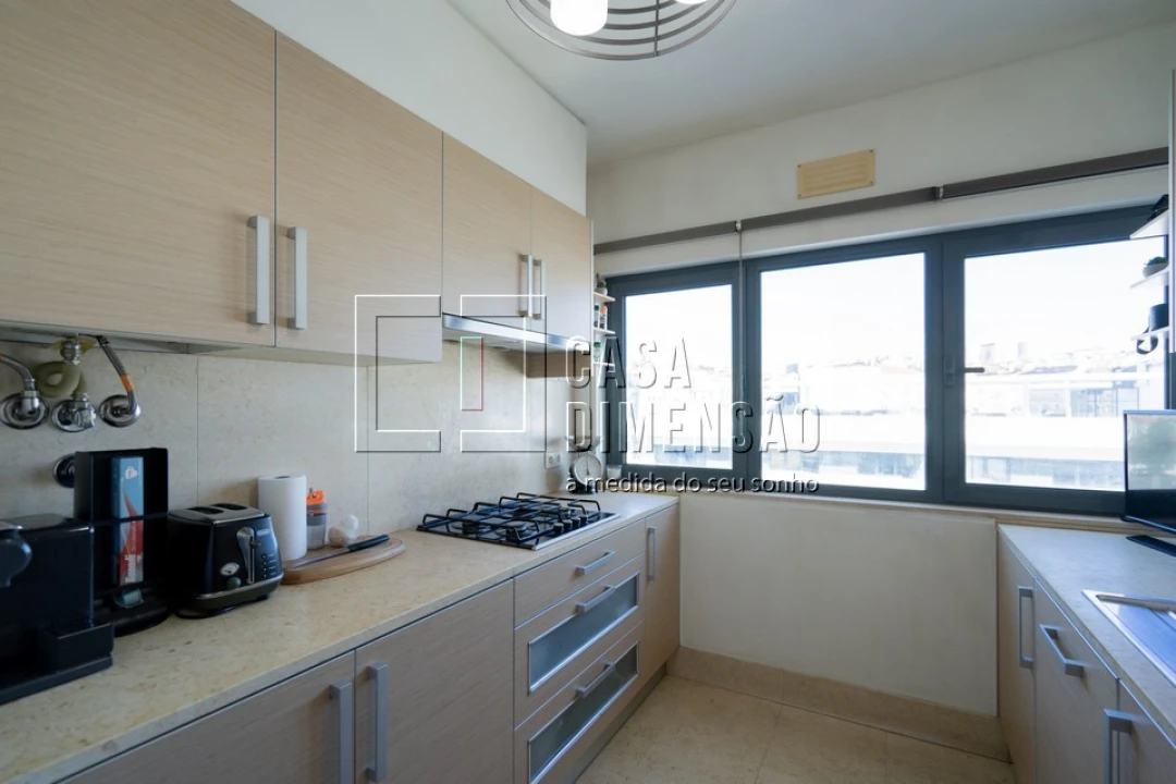 Apartamento T2 para Venda em Venteira Foto 24