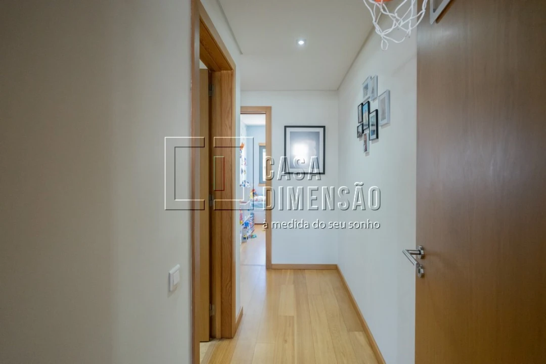 Apartamento T2 para Venda em Venteira Foto 31