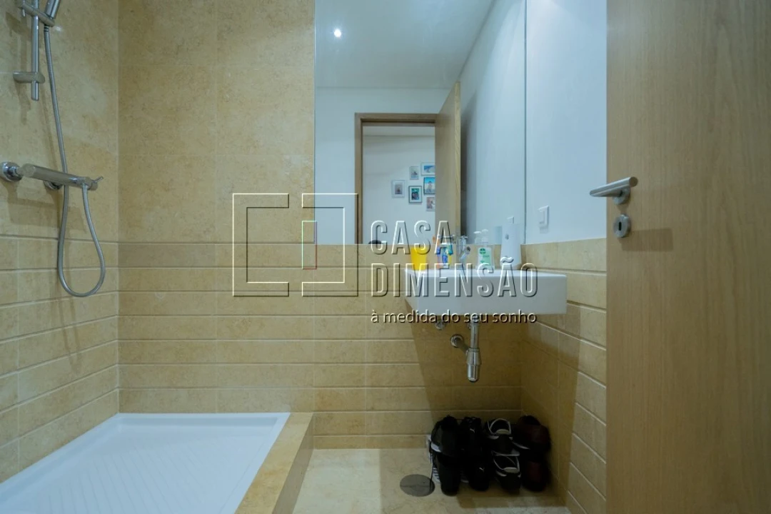 Apartamento T2 para Venda em Venteira Foto 50