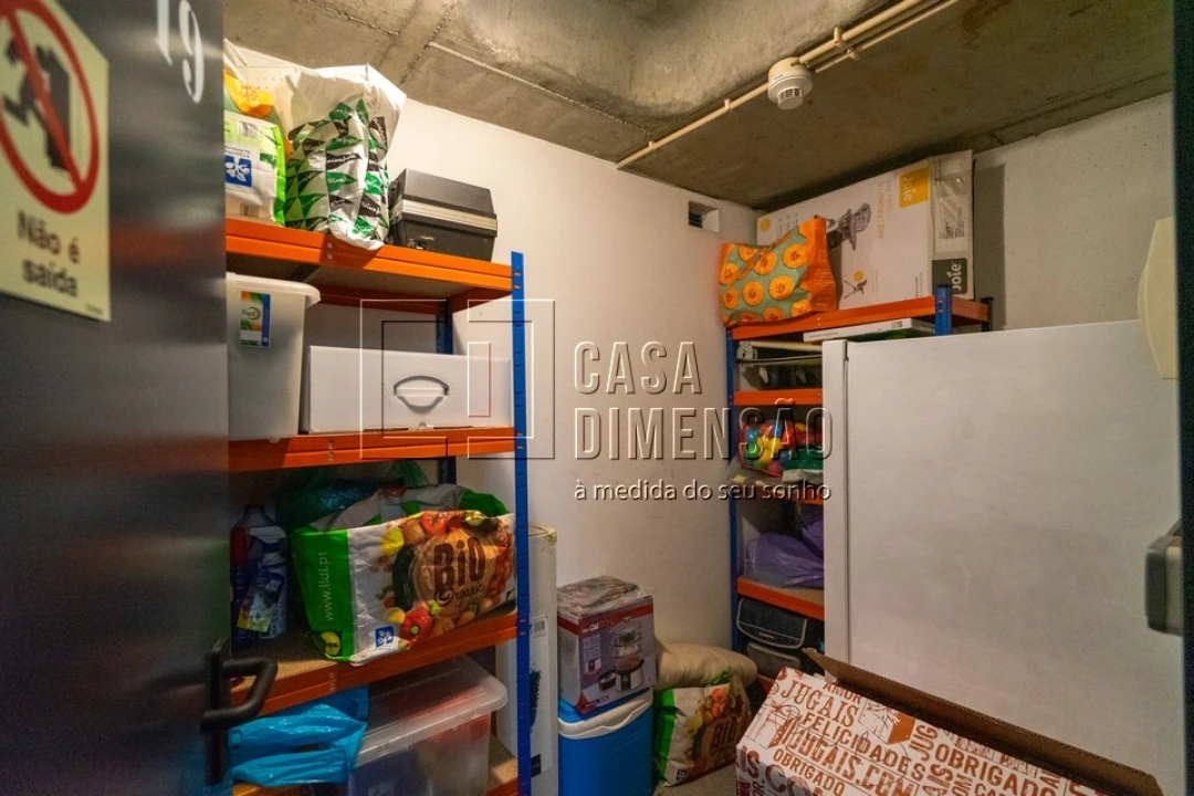 Apartamento T2 para Venda em Venteira Foto 52