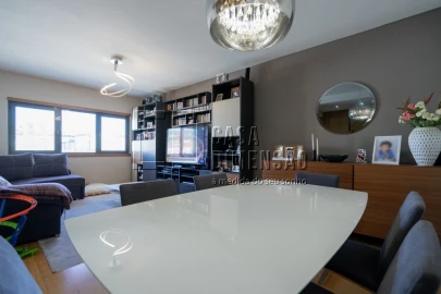 Apartamento T2 para Venda em Venteira