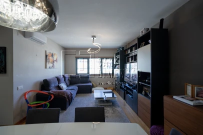 Apartamento T2 para Venda em Venteira
