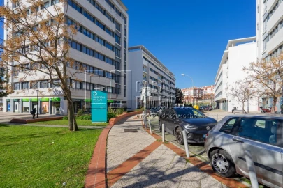 Apartamento T2 para Venda em Venteira