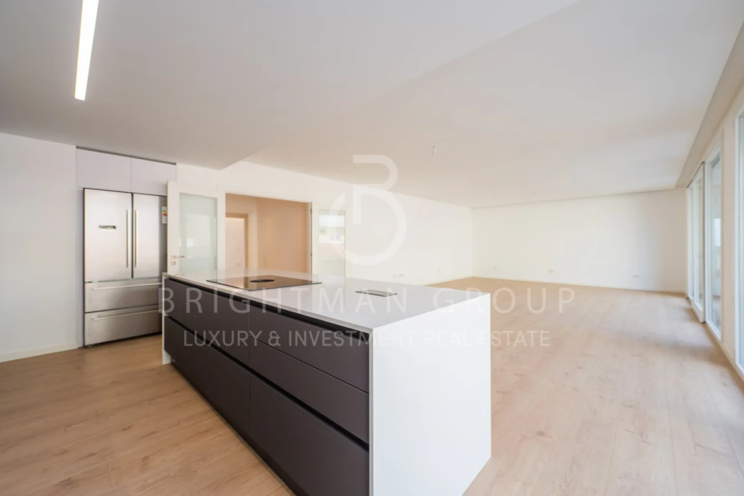 Apartamento T3 para Venda em Carcavelos e Parede Foto 37