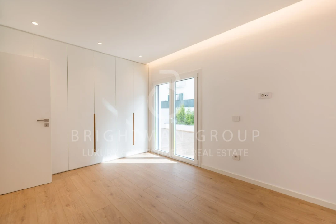 Apartamento T3 para Venda em Carcavelos e Parede Foto 21