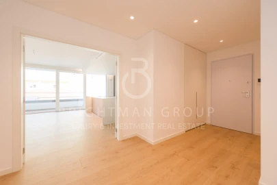 Apartamento T3 para Venda em Carcavelos e Parede