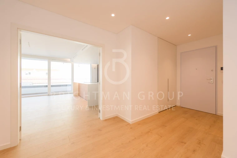 Apartamento T3 para Venda em Carcavelos e Parede Foto 8