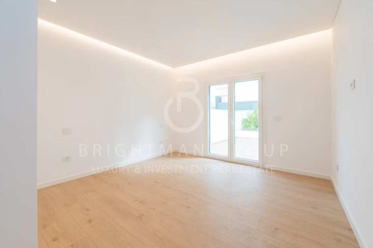 Apartamento T3 para Venda em Carcavelos e Parede Foto 16