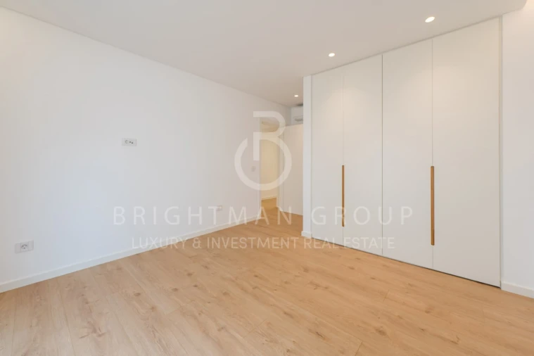 Apartamento T3 para Venda em Carcavelos e Parede Foto 17