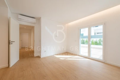 Apartamento T3 para Venda em Carcavelos e Parede