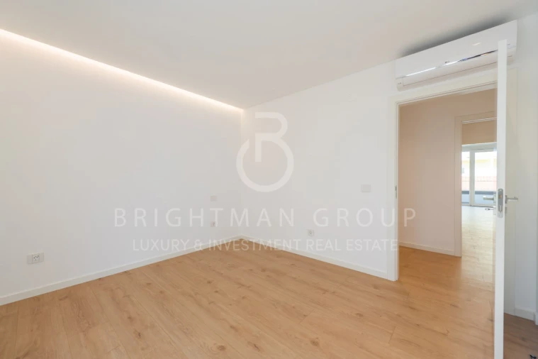 Apartamento T3 para Venda em Carcavelos e Parede Foto 23