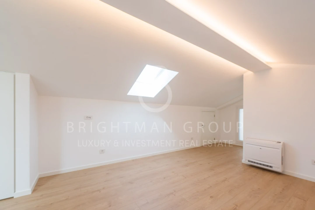 Apartamento T3 para Venda em Carcavelos e Parede Foto 23