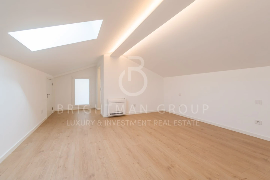 Apartamento T3 para Venda em Carcavelos e Parede Foto 24