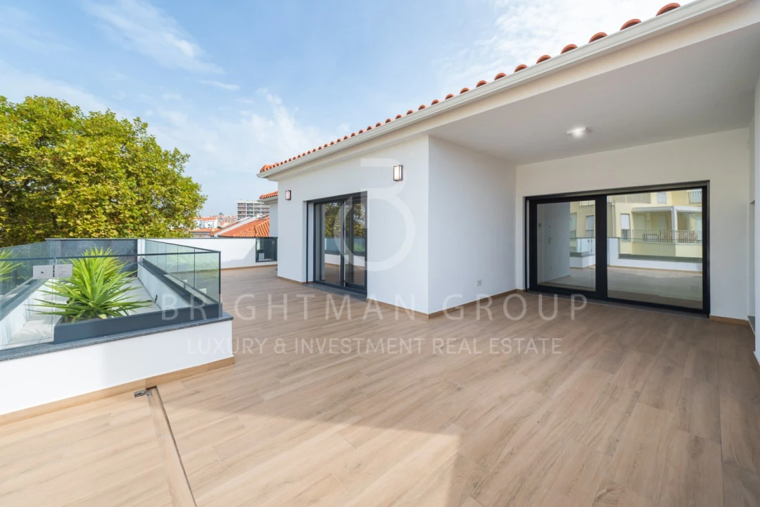 Apartamento T3 para Venda em Carcavelos e Parede Foto 1
