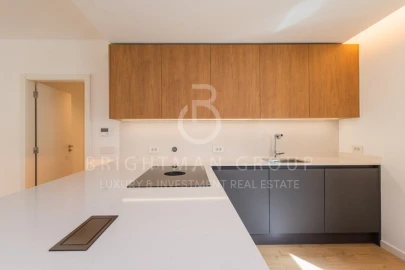 Apartamento T3 para Venda em Carcavelos e Parede