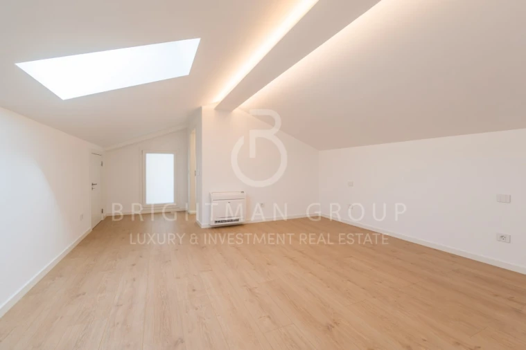 Apartamento T3 para Venda em Carcavelos e Parede Foto 24