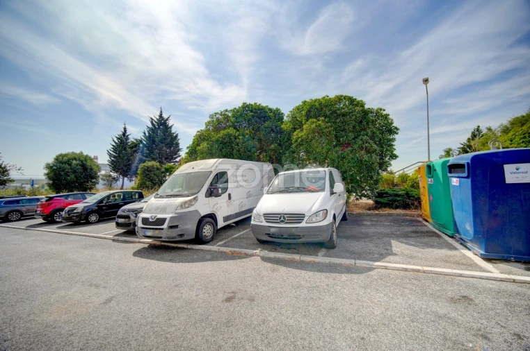 Negócio para Trespasse em Santa Iria de Azoia, São João da Talha e Bobadela Foto 33