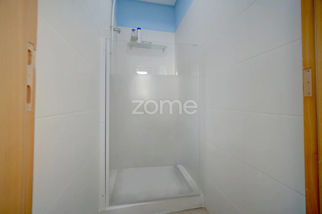 Negócio para Trespasse em Santa Iria de Azoia, São João da Talha e Bobadela Foto 12