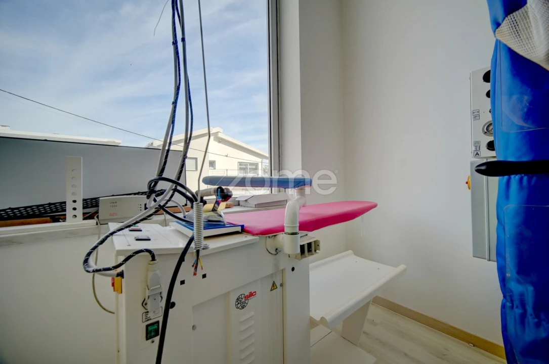 Negócio para Trespasse em Santa Iria de Azoia, São João da Talha e Bobadela Foto 28