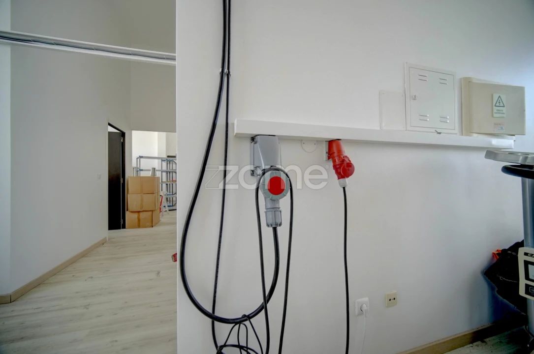 Negócio para Trespasse em Santa Iria de Azoia, São João da Talha e Bobadela Foto 29