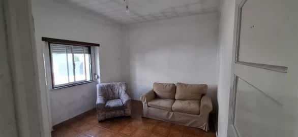 Moradia T2 para Venda em Nossa Sra de Fatima