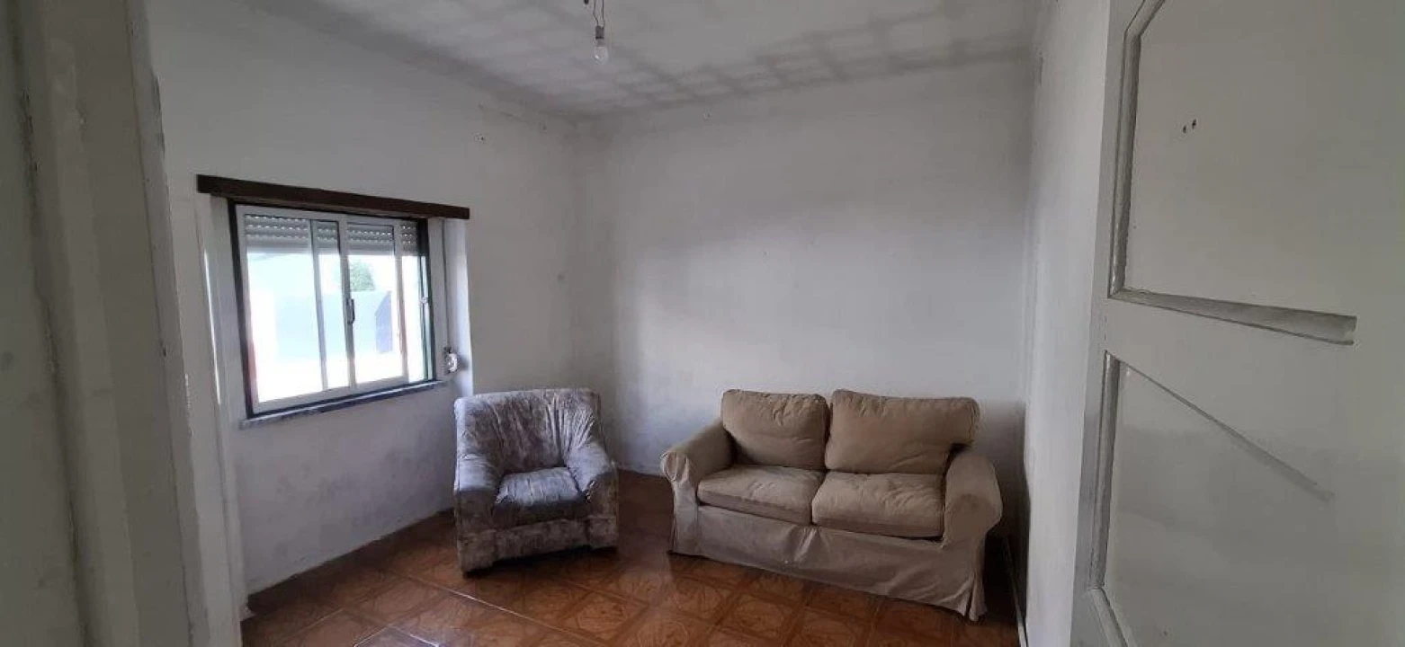 Moradia T2 para Venda em Nossa Sra de Fatima Foto 1