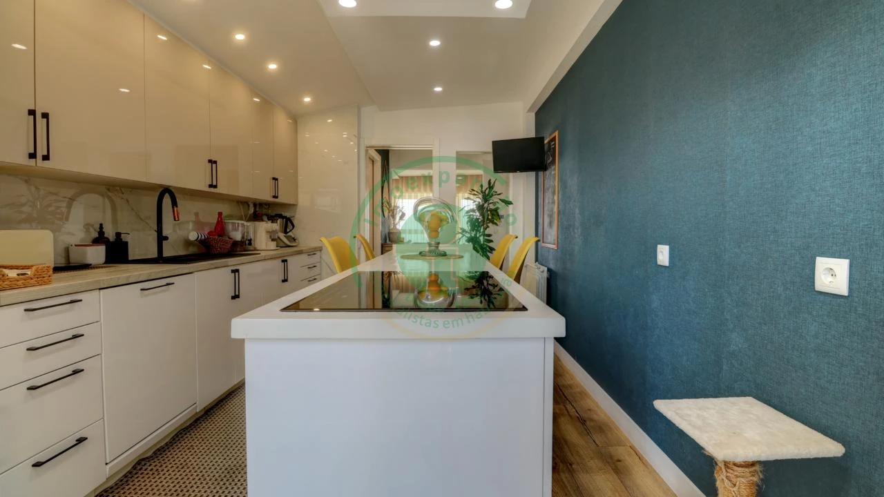 Apartamento T3 para Venda em Buarcos Foto 10