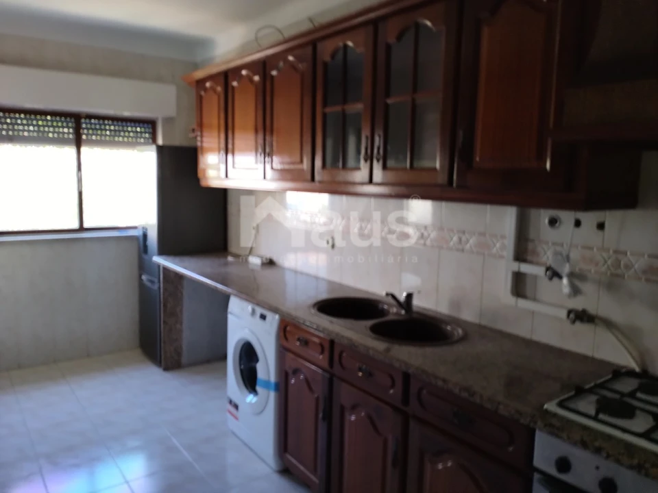 Apartamento T3 para Venda em Montijo e Afonsoeiro Foto 1