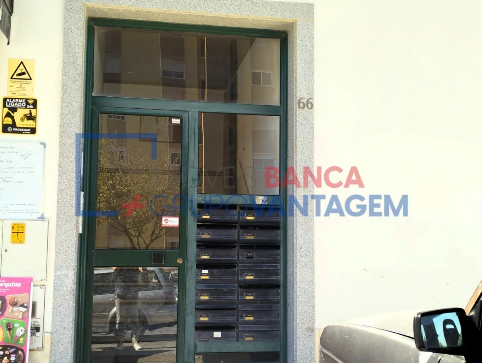 Apartamento T3 para Venda em Carregado e Cadafais Foto 4