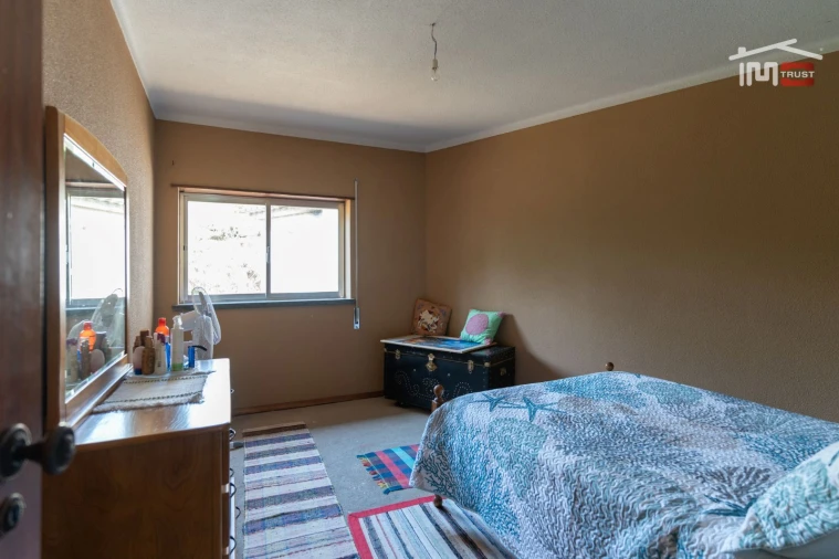 Moradia T3 para Venda em Alvados e Alcaria Foto 20