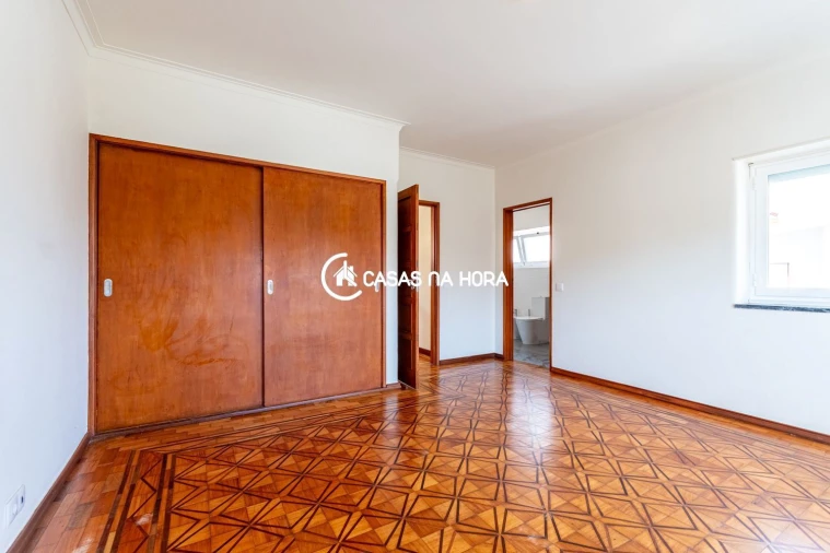 Moradia T5 para Venda em Cascais e Estoril Foto 9