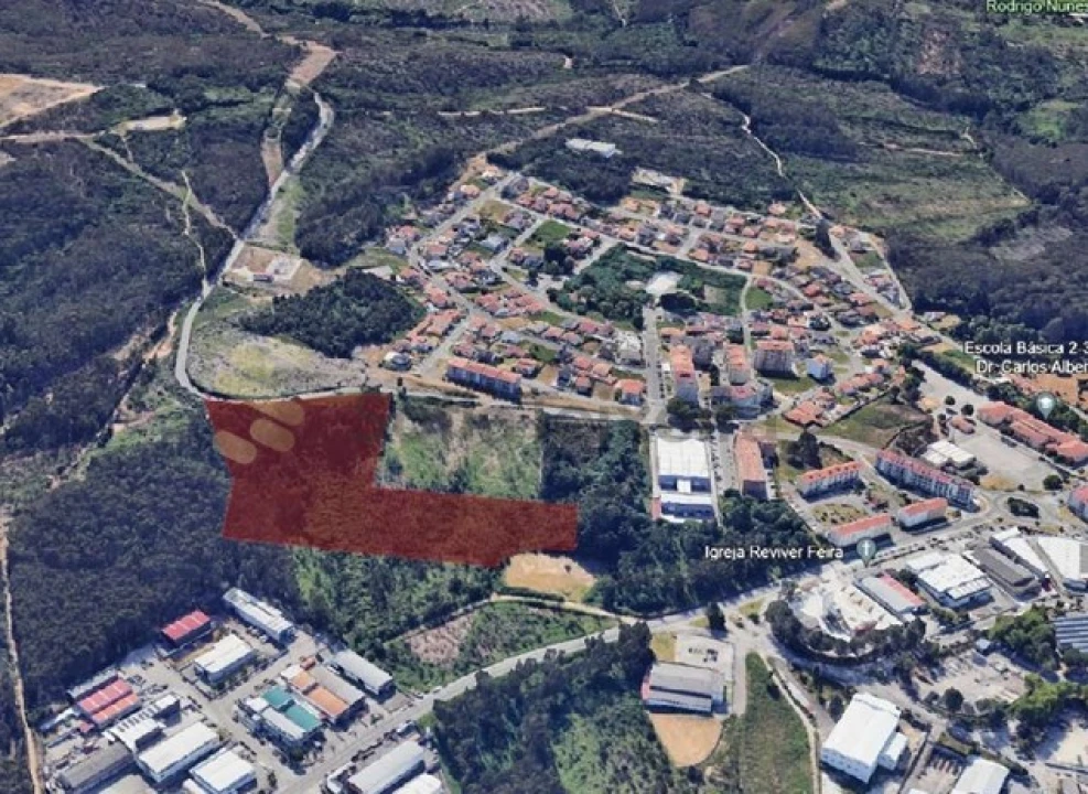 Terreno Comércio / Armazém para Venda em São Miguel do Souto e Mosteirô Foto 3