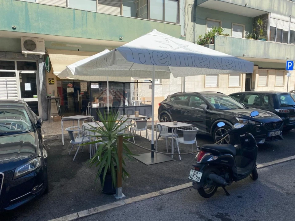 Loja para Trespasse em Alcantara Foto 2