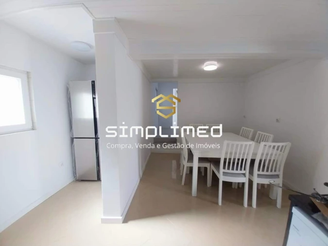 Moradia T4 para Venda em Ajuda Foto 9