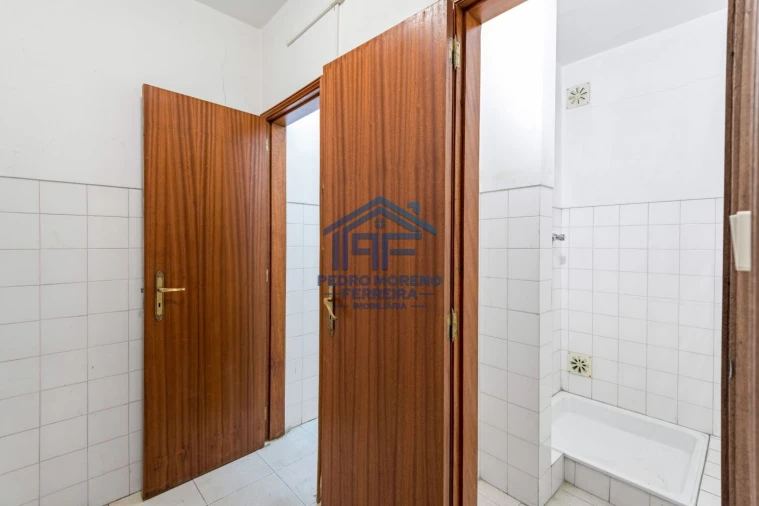 Loja para Venda em Covilhã e Canhoso Foto 40