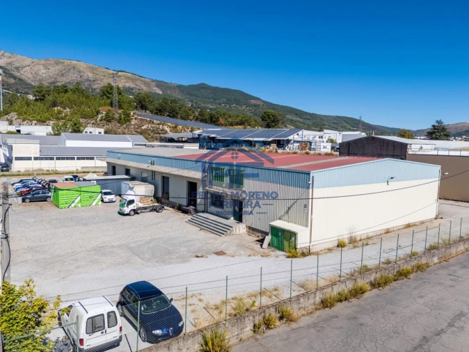 Loja para Venda em Covilhã e Canhoso