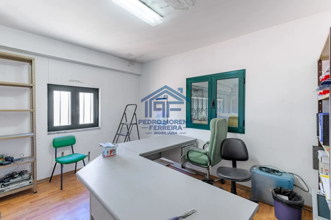 Loja para Venda em Covilhã e Canhoso Foto 51