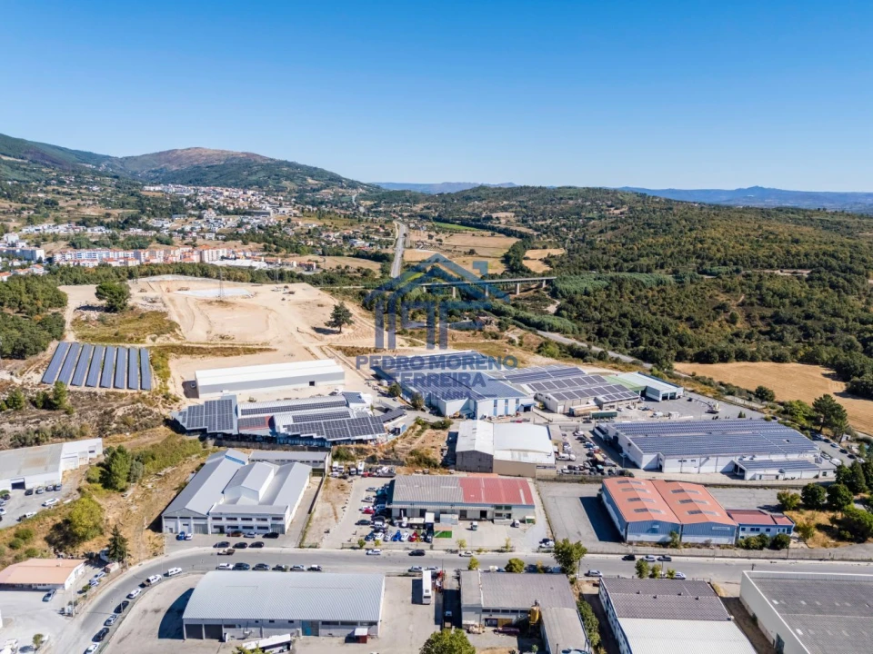 Loja para Venda em Covilhã e Canhoso Foto 17