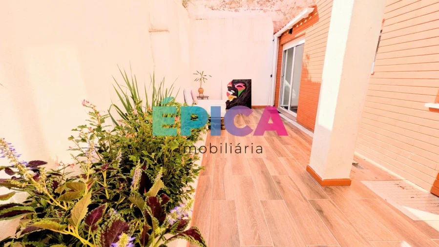 Apartamento T1 para Venda em Águas Livres Foto 6