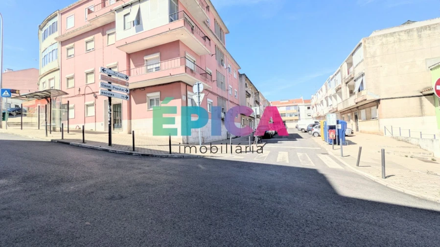 Apartamento T1 para Venda em Águas Livres Foto 44