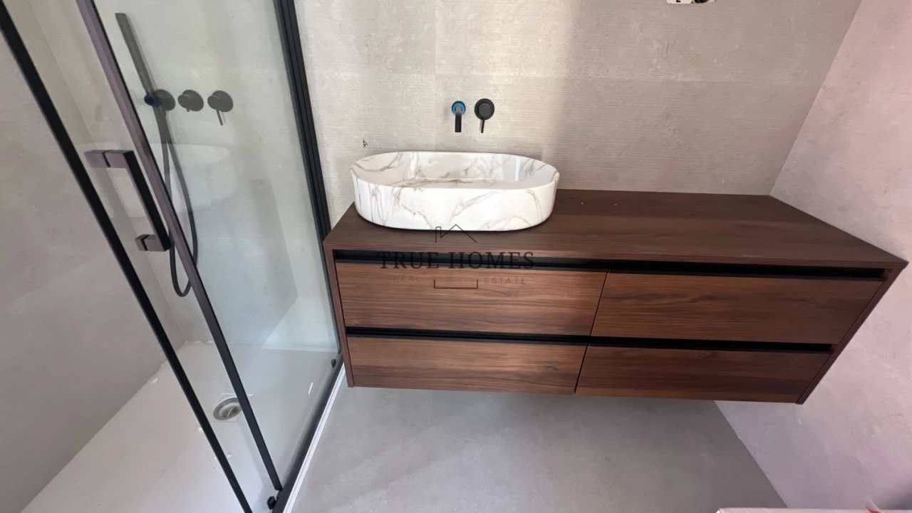 Moradia T4 para Venda em Charneca de Caparica e Sobreda Foto 23