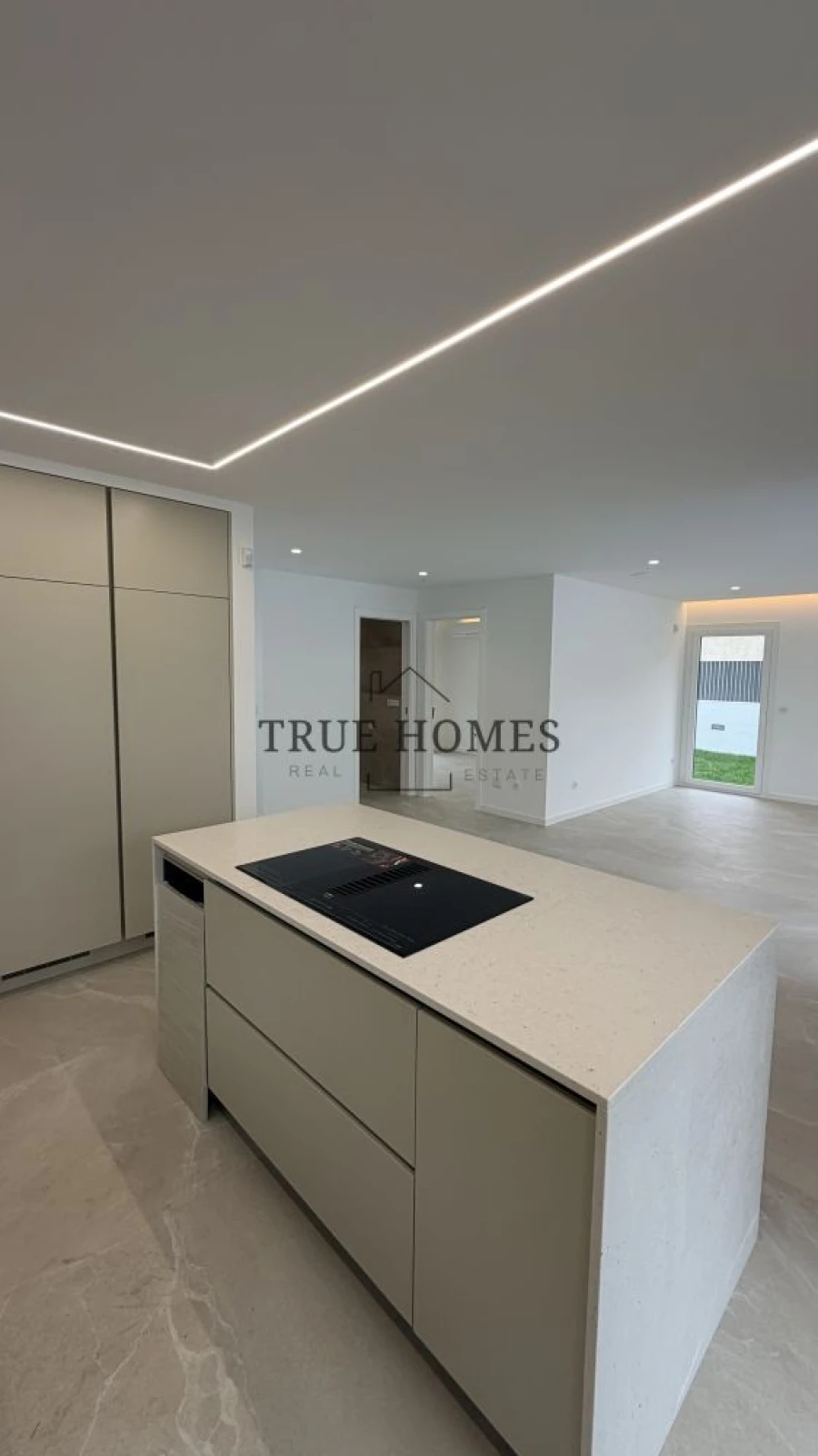 Moradia T4 para Venda em Charneca de Caparica e Sobreda Foto 26