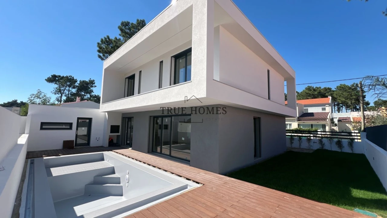 Moradia T4 para Venda em Charneca de Caparica e Sobreda Foto 1