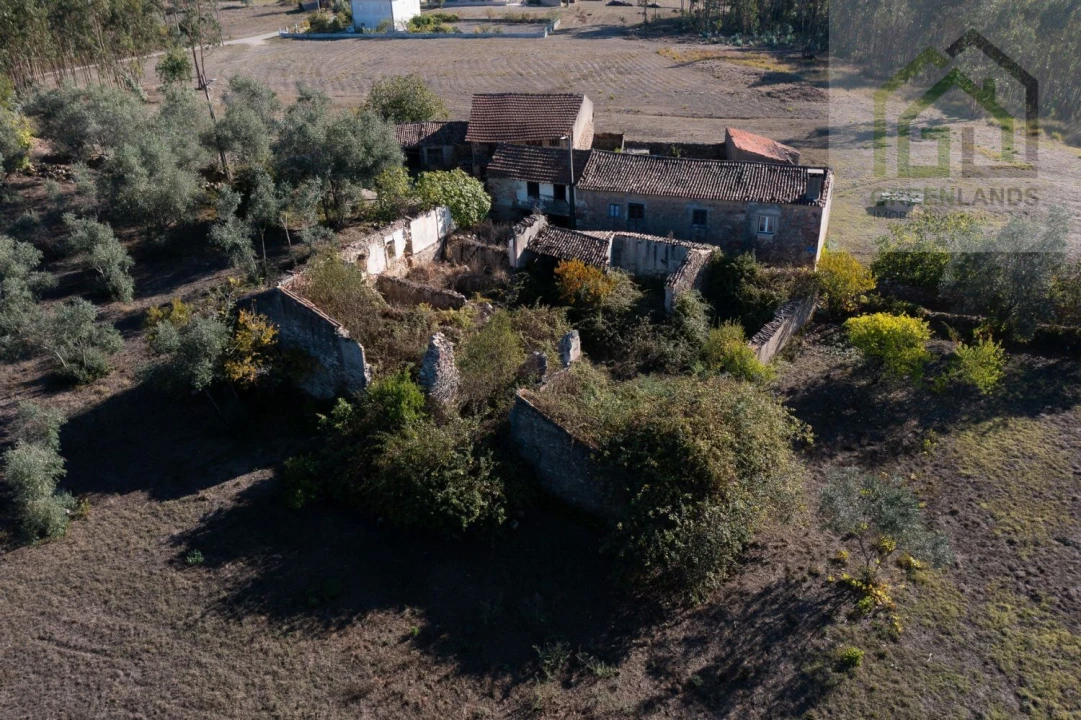 Quinta T4 para Venda em Lavegadas Foto 2