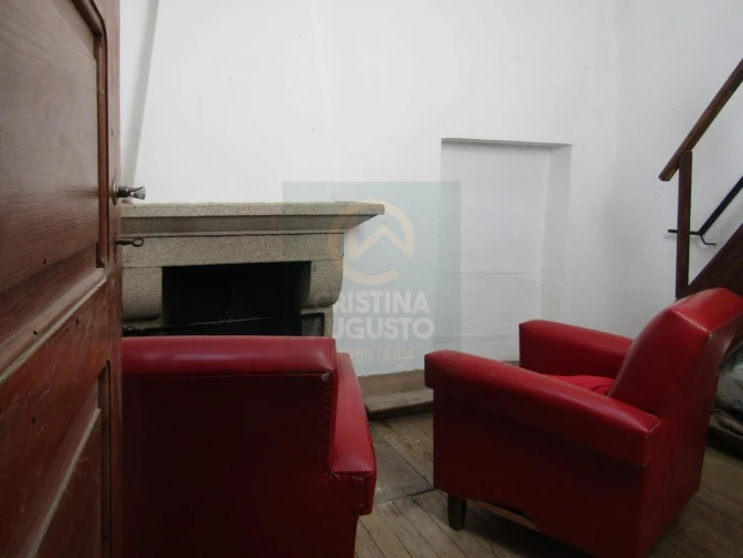 Moradia T2 para Venda em Escalos de Cima e Lousa Foto 6