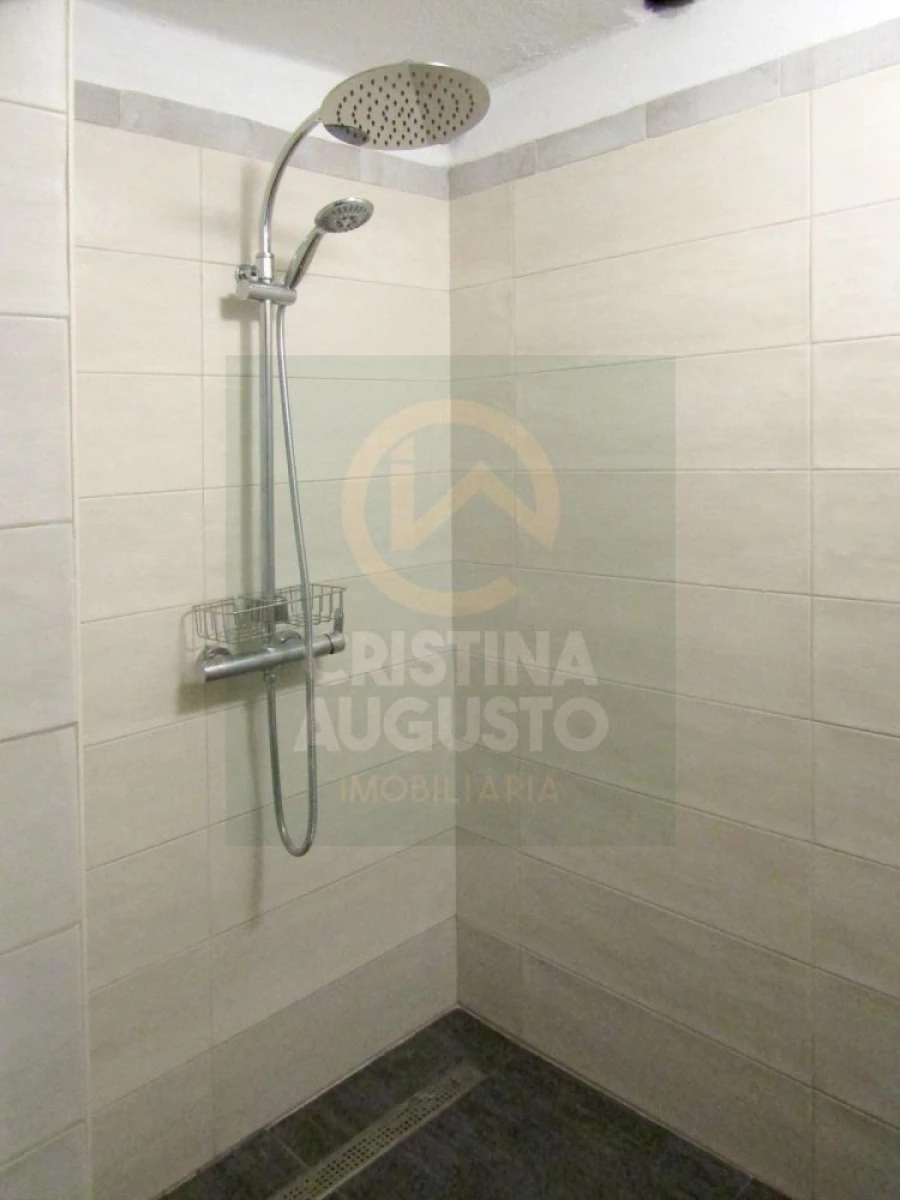 Moradia T2 para Venda em Escalos de Cima e Lousa Foto 10