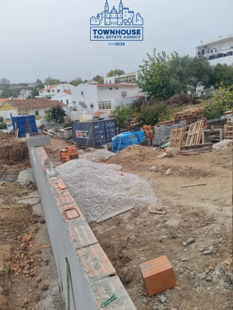 Terreno para Venda em Sesimbra (Castelo)