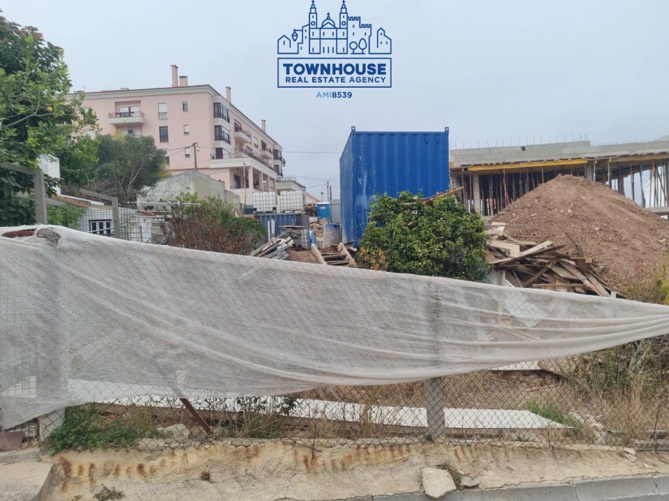 Terreno para Venda em Sesimbra (Castelo) Foto 1