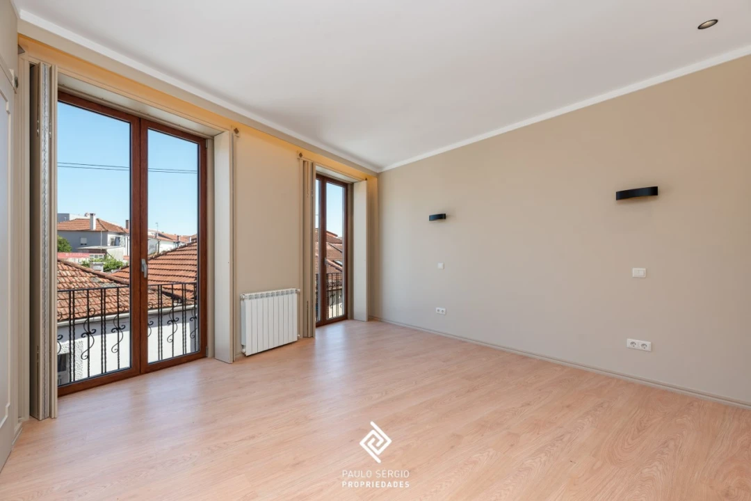 Moradia T2 para Venda em Santa Marinha e São Pedro da Afurada Foto 14